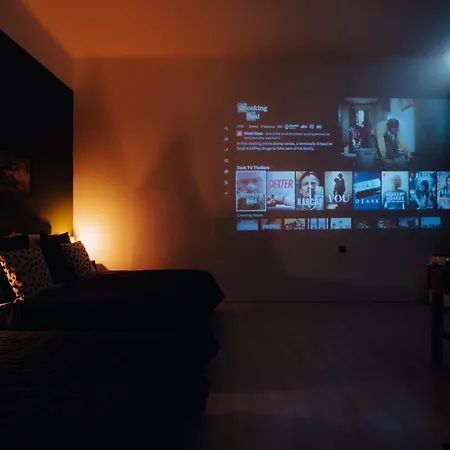 Cinema Billiard & Foosball - Centre Lejlighed Prag
