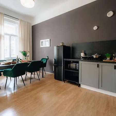 Cinema Billiard & Foosball - Centre Apartamento Praga