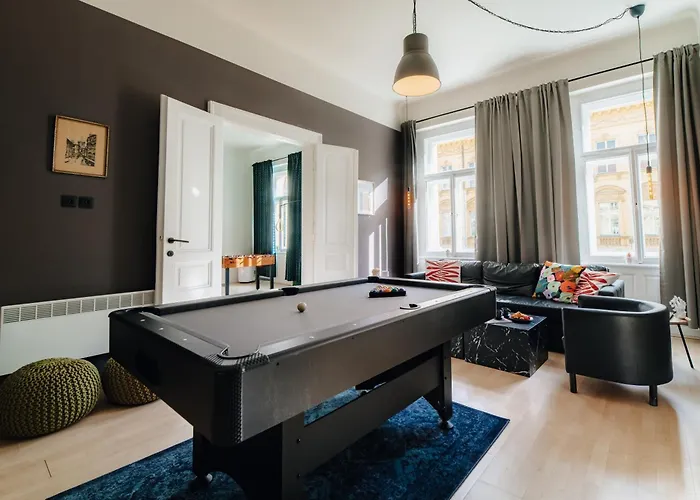 Apartamento Cinema Billiard & Foosball - Centre