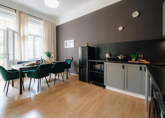 Cinema Billiard & Foosball - Centre Apartamento Praga